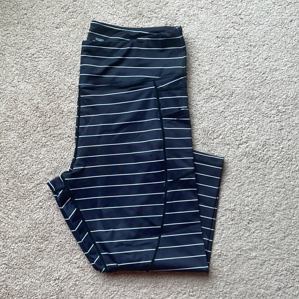 Zyia capris